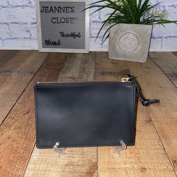 Fossil Black Zip Pouch with tab pull - Picture 2 of 8